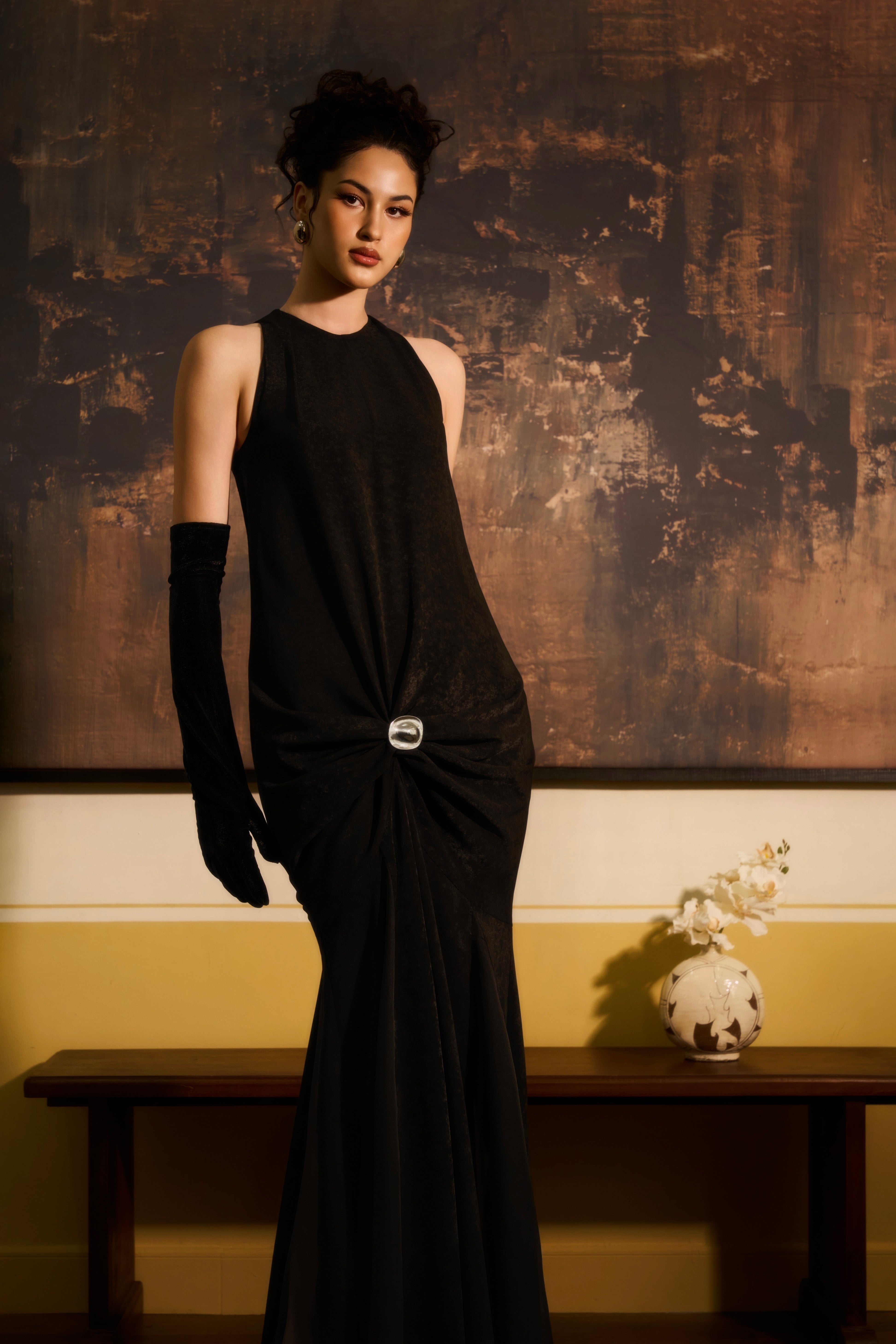 Da Lam Sheath Halter Neck Velvet Maxi Dress