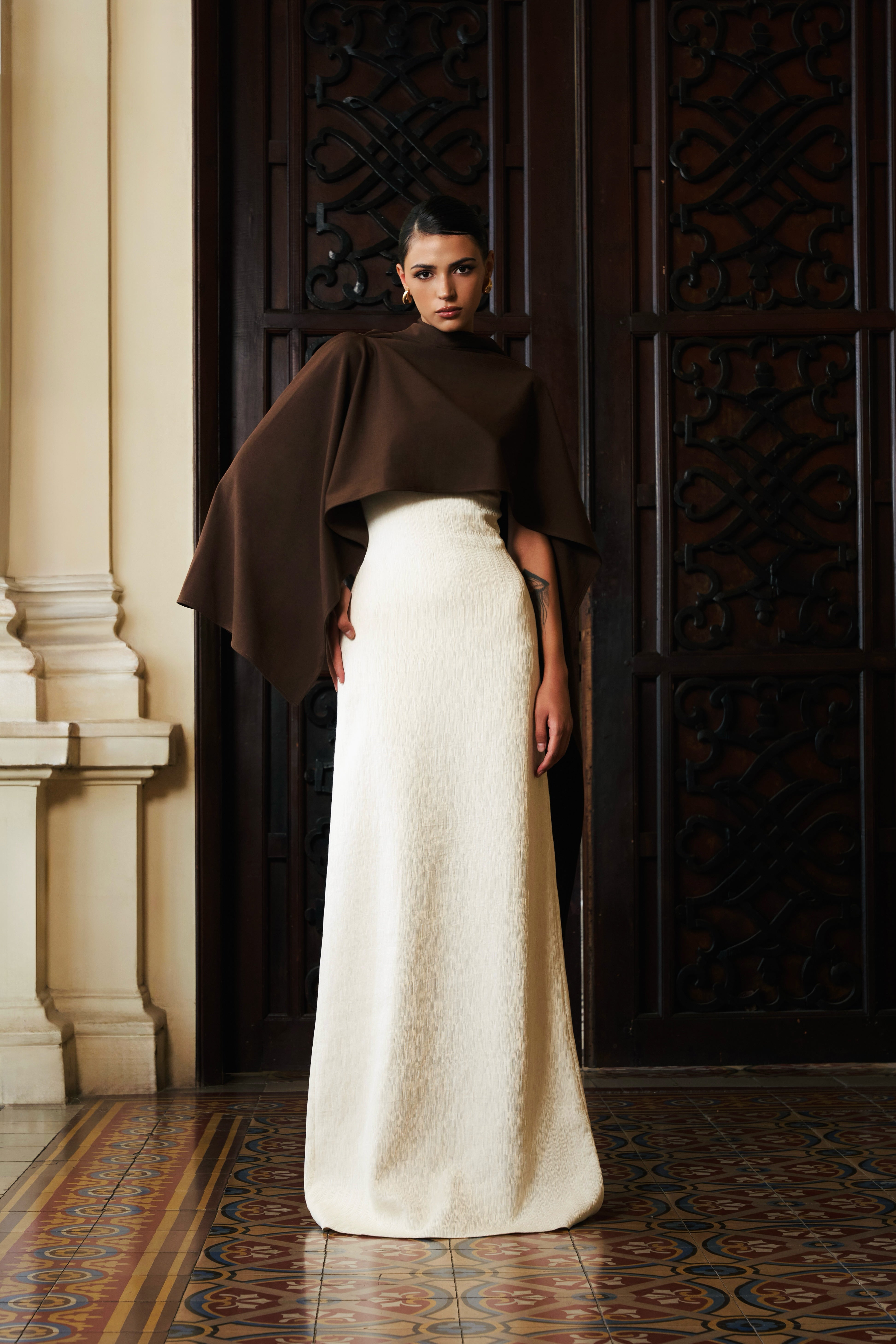 Da Asymmetric High Neck Cotton Cape