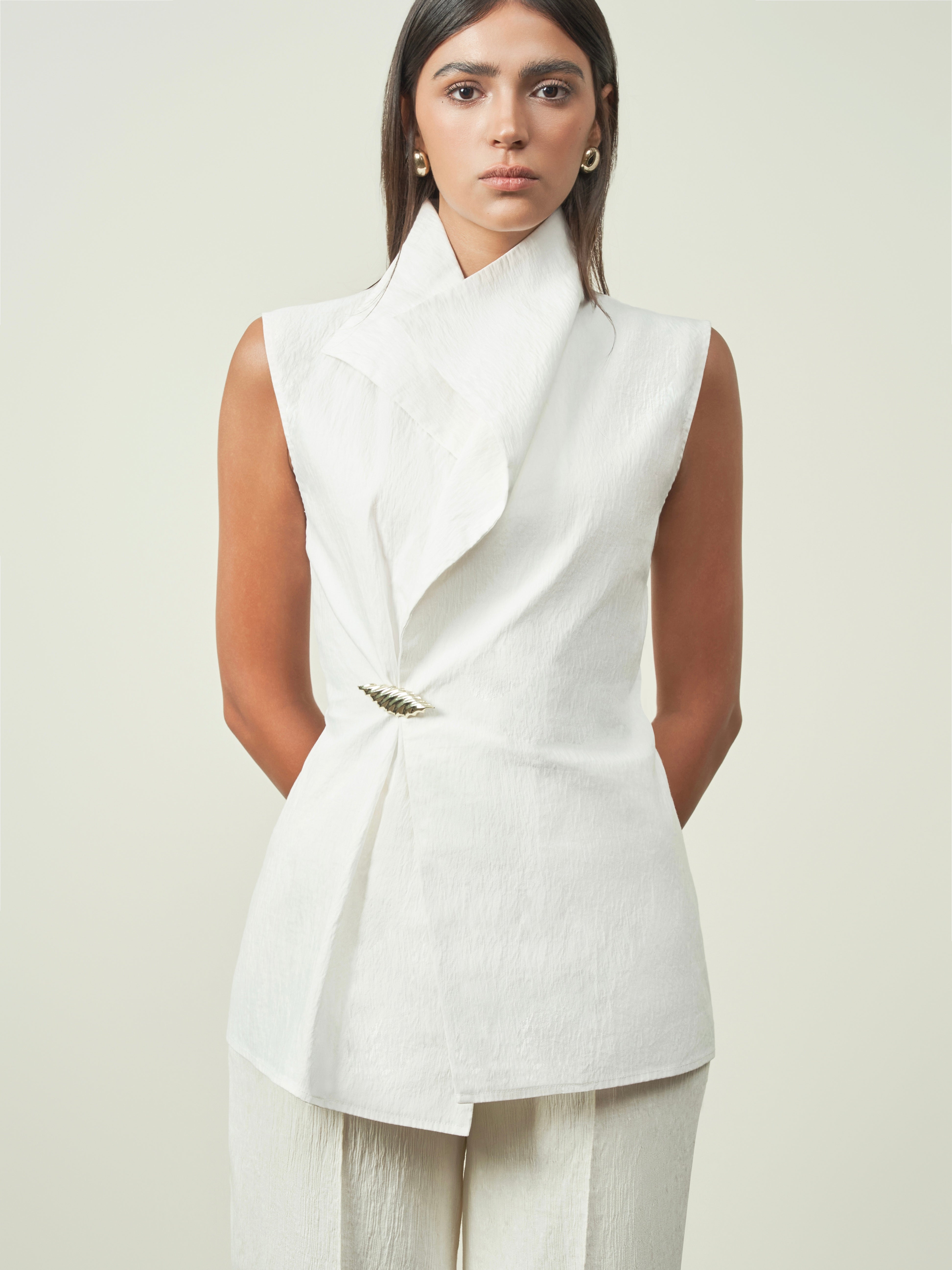 Anh Ngoc Asymmetric Folded Lapels Sleeveless Chenille Top