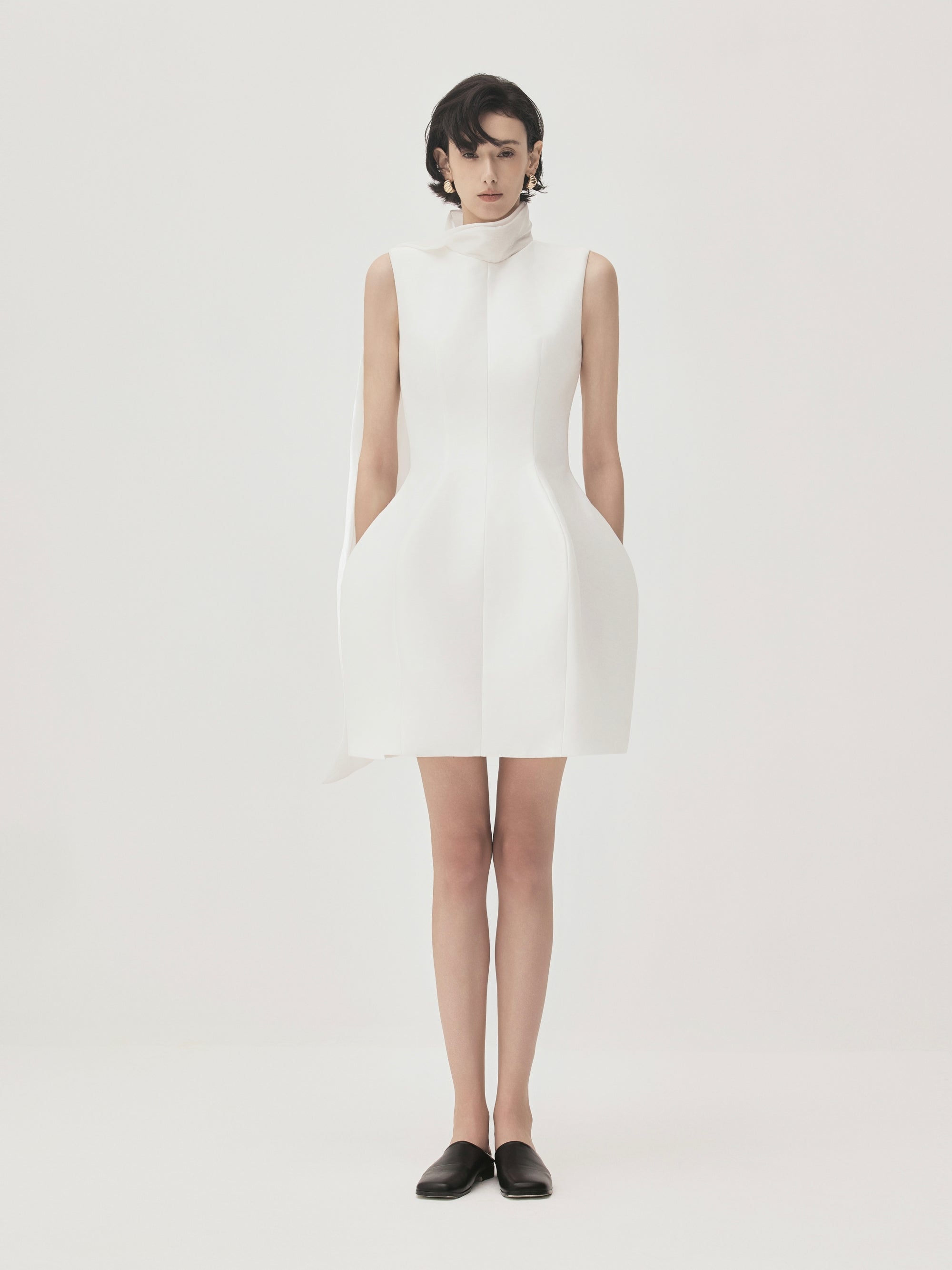 Ha Lan Puffy Sleeveless Taffeta Above The Knee Dress