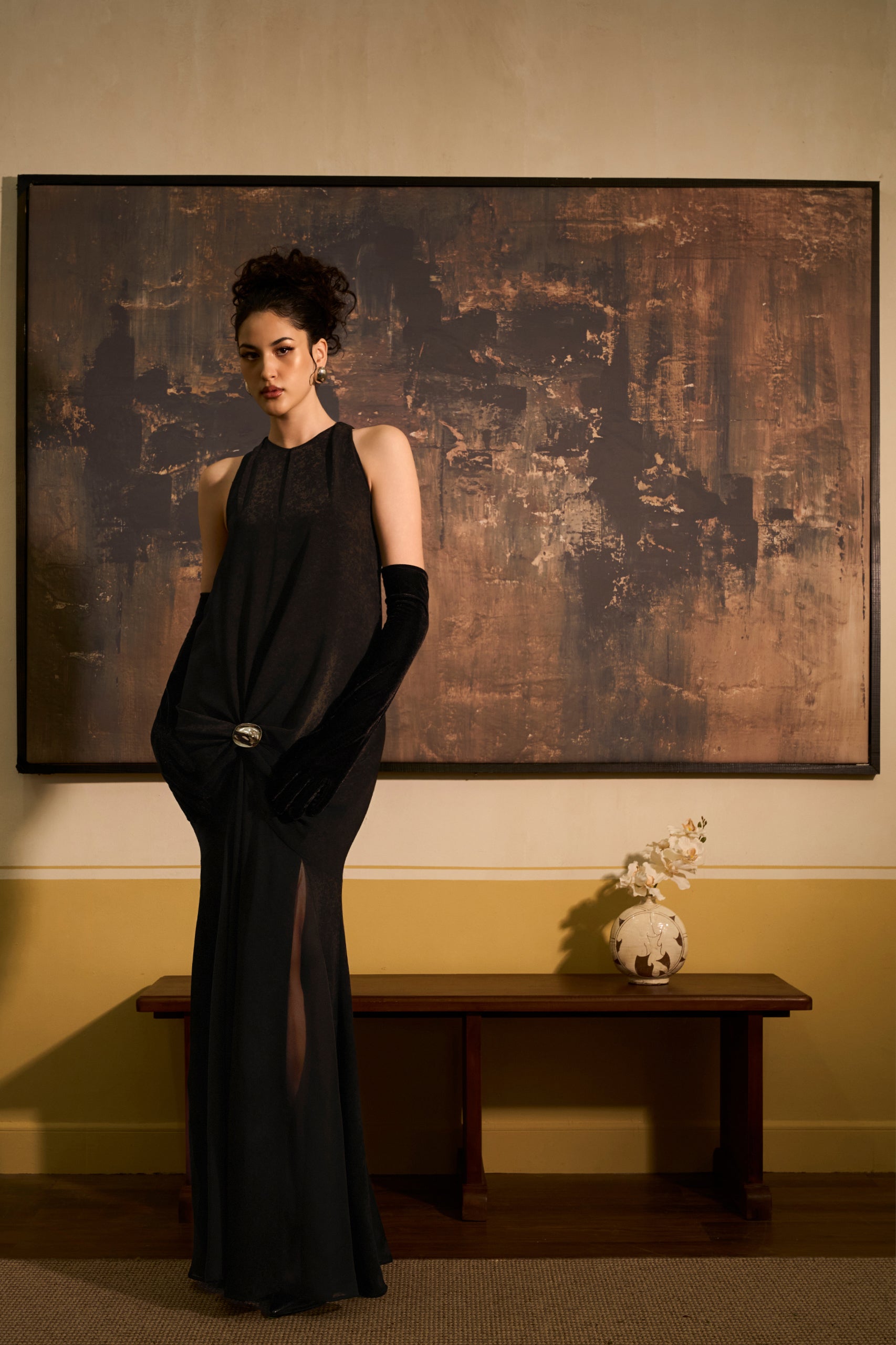 Da Lam Sheath Halter Neck Velvet Maxi Dress